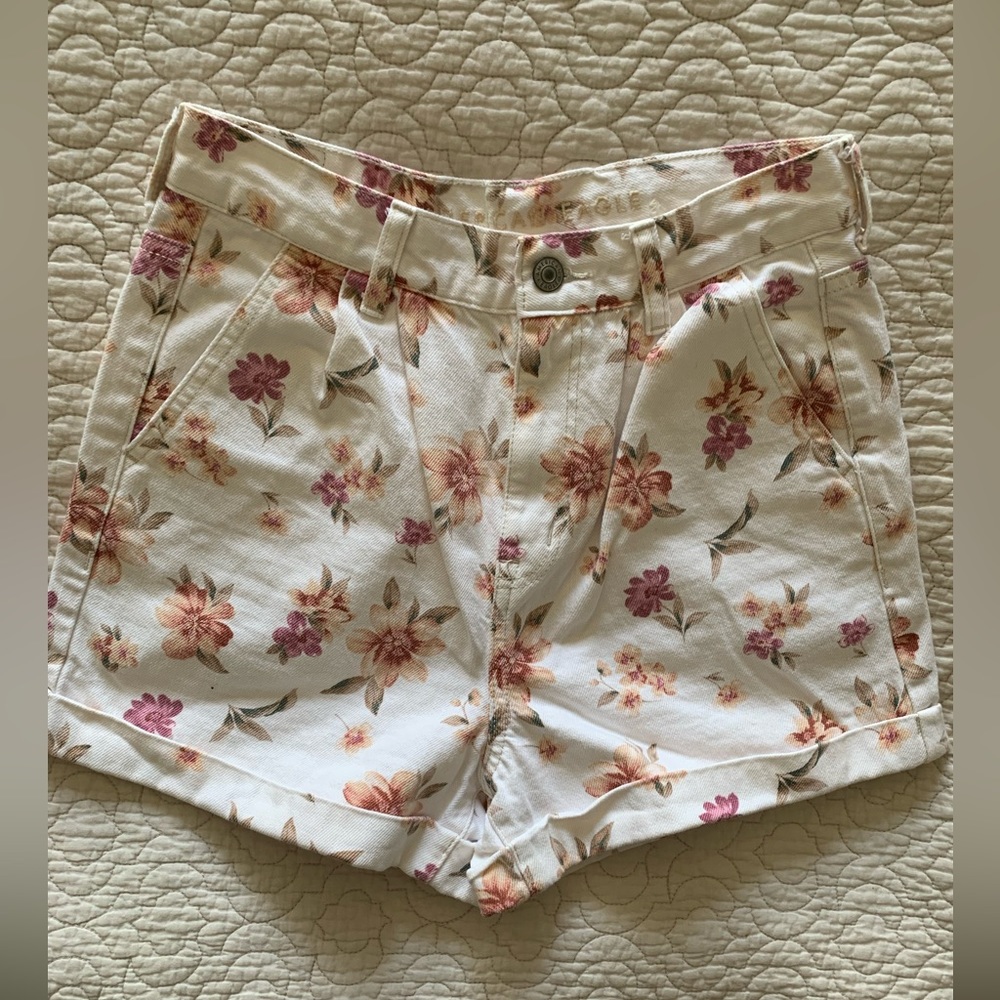 AE hi-rise shorts